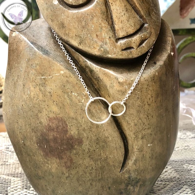 Silver Linked Circles Chain Necklace (18inches)